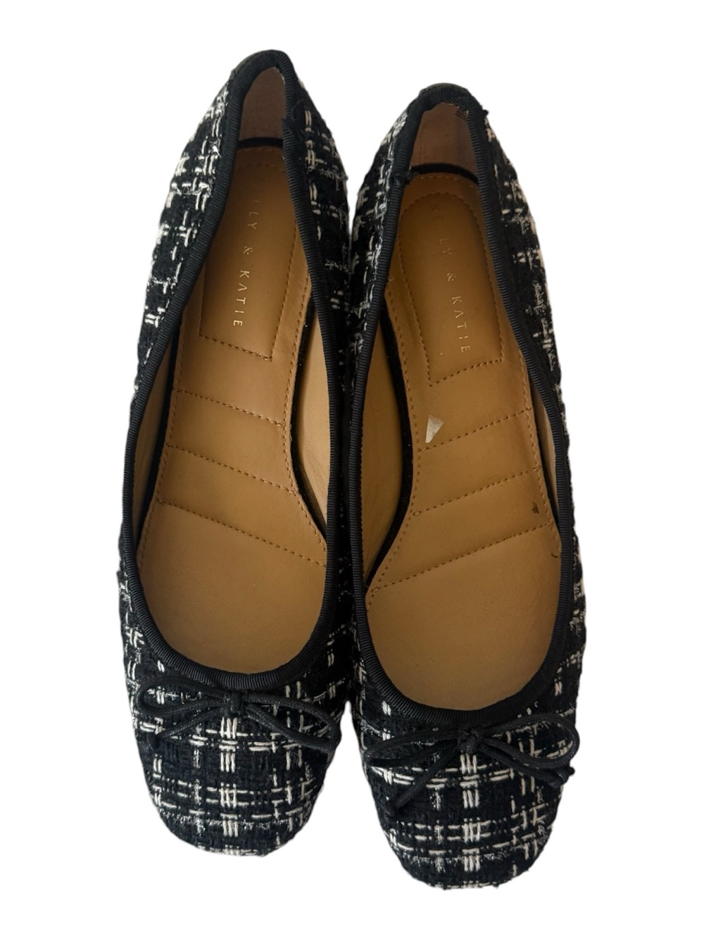 Kelly & Katie Black Tweed Ballet Flats Size 8.5 Bow Block Heel Chanel - Picture 5 of 12